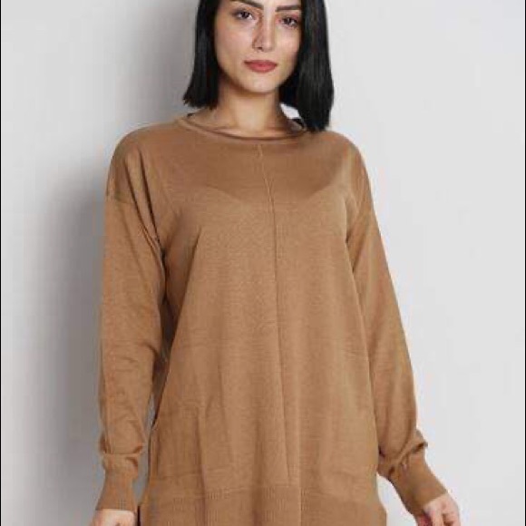 Sweaters - Picture 1 of 5